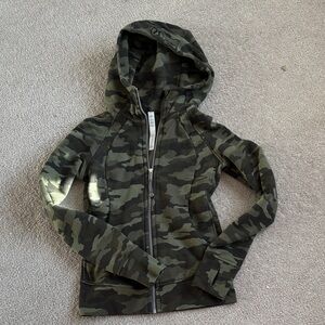 Lululemon camo scuba size 2